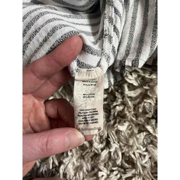 Soft Surroundings Asymmetrical Button Down Tunic Top Large Striped Laggenlook - Picture 11 of 12